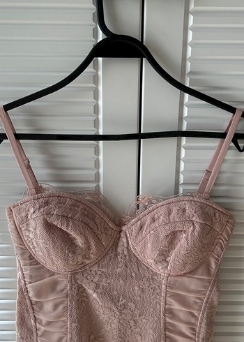 Bershka Dantel Detaylı pudra Strappy Büstiyer