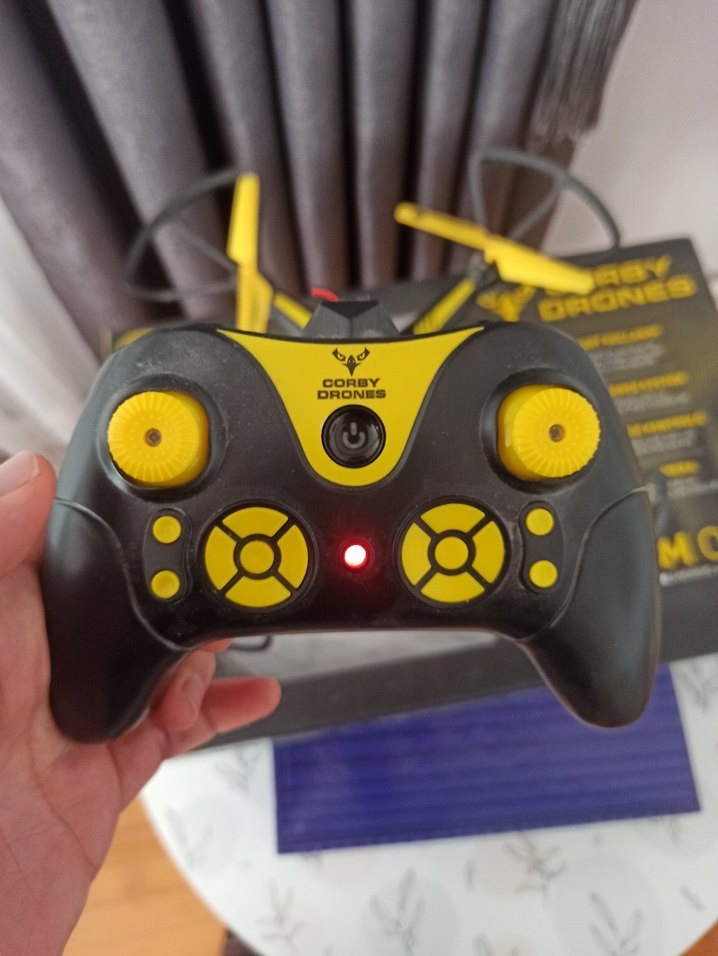 Corby Sarı Siyah Drone ve Kumanda Seti - Görsel 4