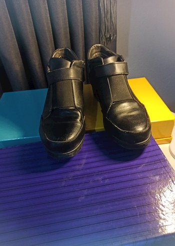 Kadın Siyah Dolgu Topuklu Tokalı Bot - Görsel 2