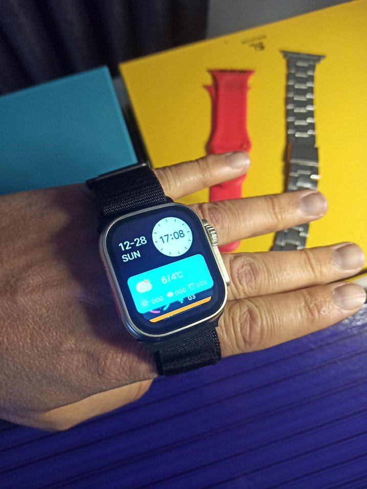 3 Kordonlu Akıllı Saat (Siyah, Kırmızı ve Çelik Kordonlu) - Görsel 3