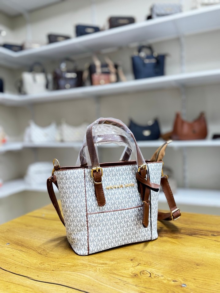 Beyaz Deri Baskılı Kadın Çanta - Görsel 2