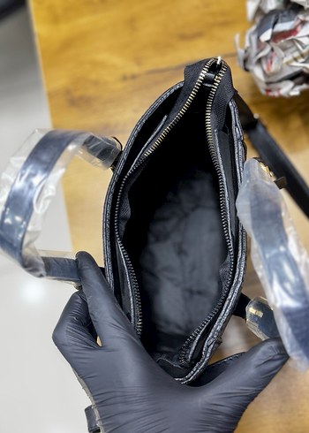 Michael Kors Siyah Desenli Deri Kadın Çanta - Görsel 5