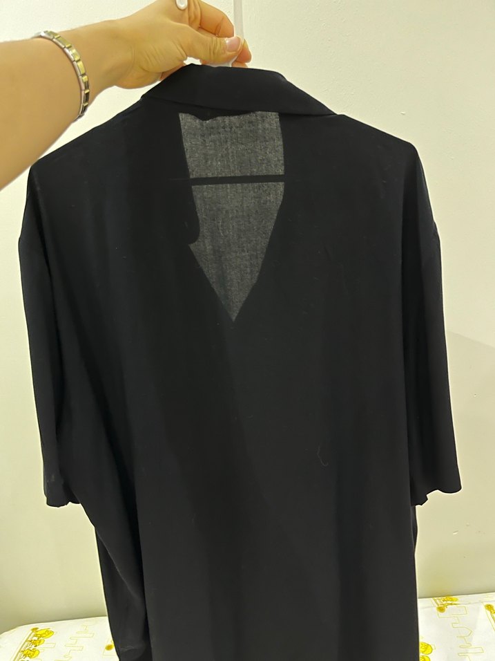 Siyah Düğmeli Kısa Kollu Erkek Gömlek - Görsel 2