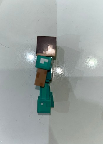 Kare Piksel Tasarımlı Kahverengi Aksiyon Figürü - Görsel 3