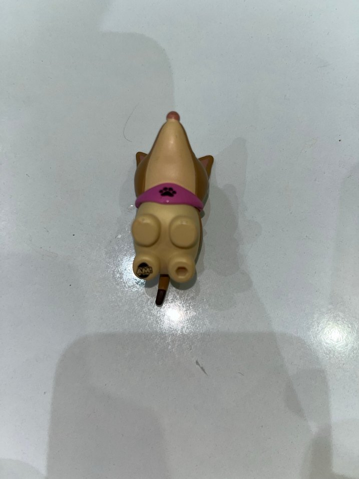 Adopt me oyuncağı Kahverengi Pastel Aksiyon Figürü - Görsel 3