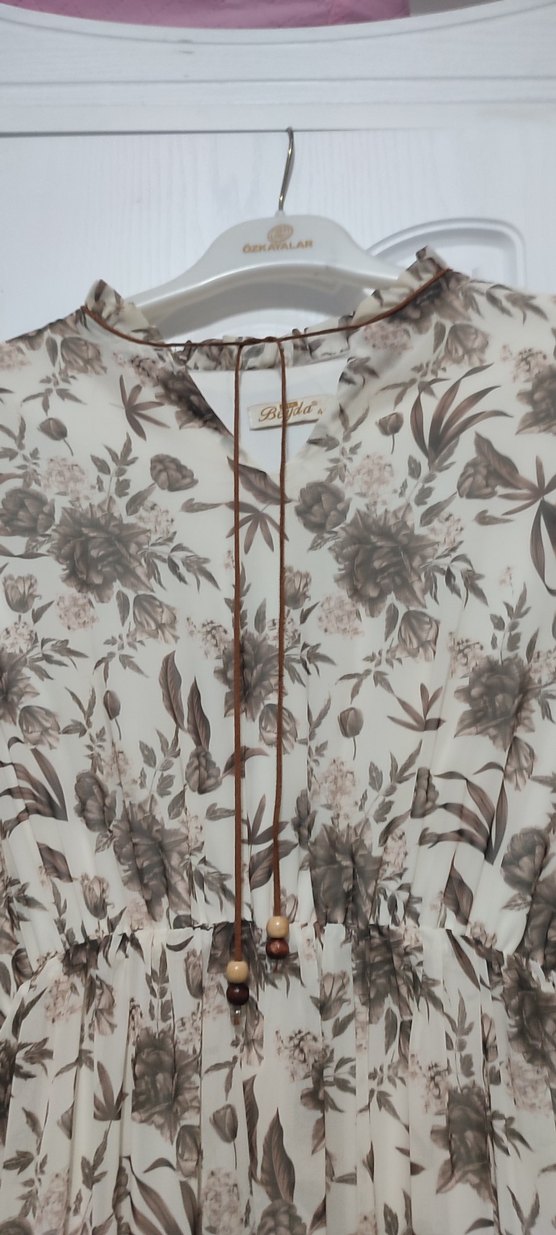 Bohem Uzun Bej Desenli Elbise - Görsel 3