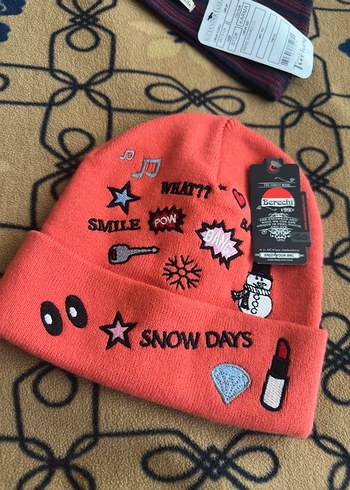 Renkli Nakışlı Kadın Bere - Görsel 3