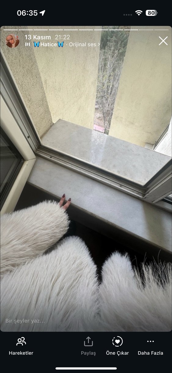 Beyaz Suni Kürk Midi Ceket - Görsel 3