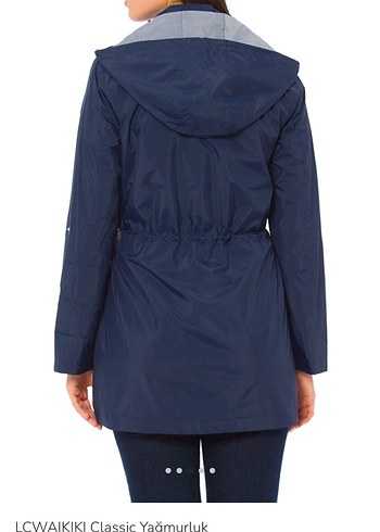 LC Waikiki Lacivert Bel Detaylı  Yağmurluk - Görsel 5