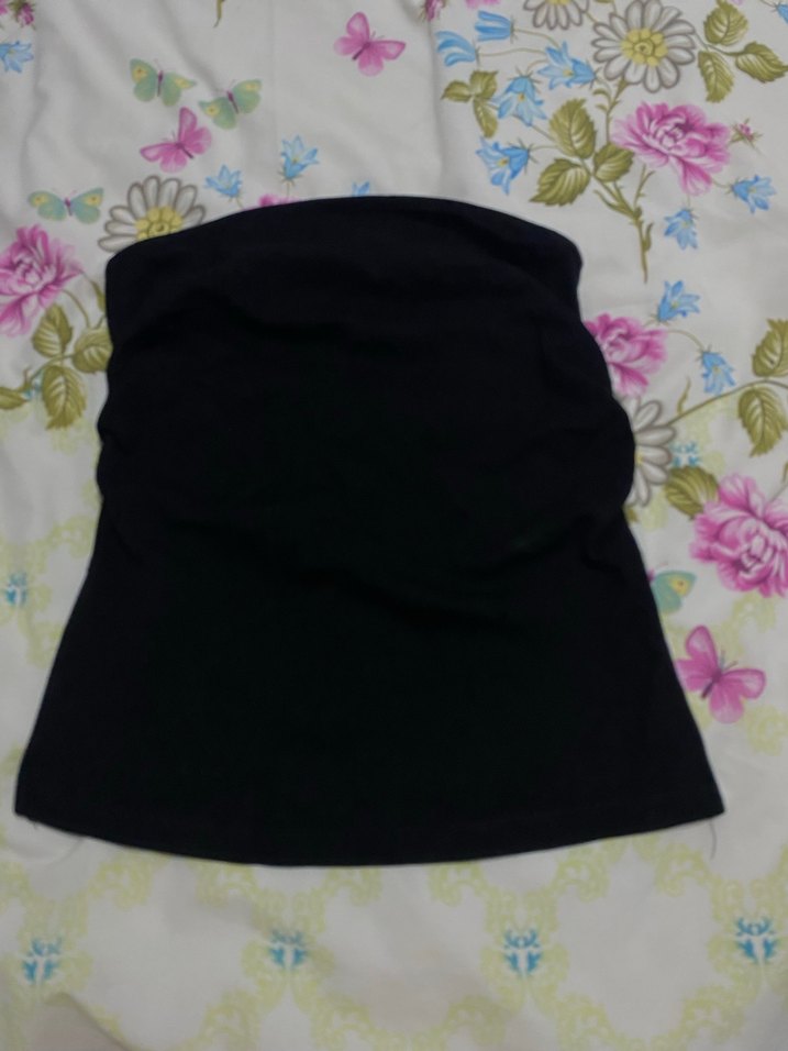 Siyah straplez büzgülü crop - Görsel 3