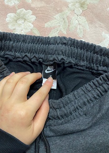 Kadın Gri Nakışlı Fermuarlı Eşofman Altı - Görsel 4