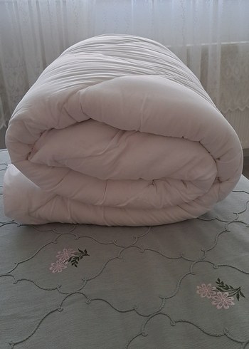 Beyaz Düz Yorgan - Görsel 4