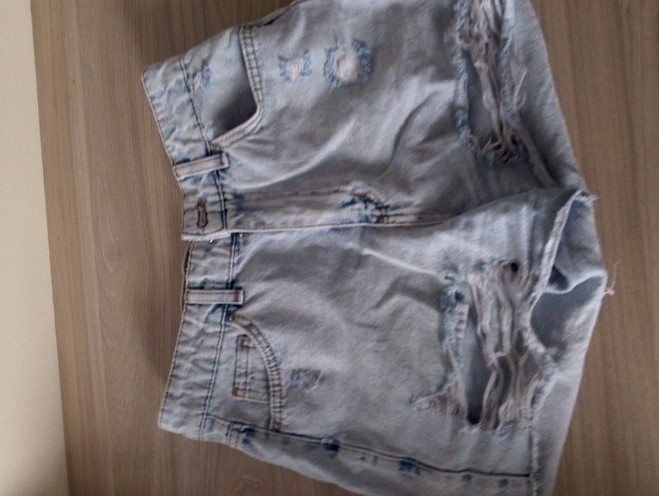 Düğmeli Geniş Kesim Kadın Mini Kot Şort - Görsel 3