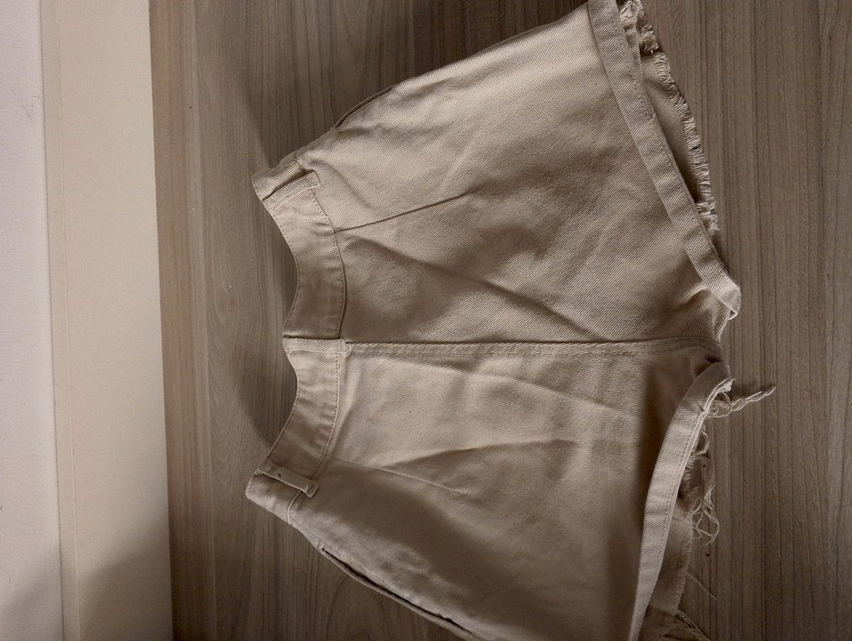 Kadın Bej Yüksek Bel Pilili Keten Şort - Görsel 2