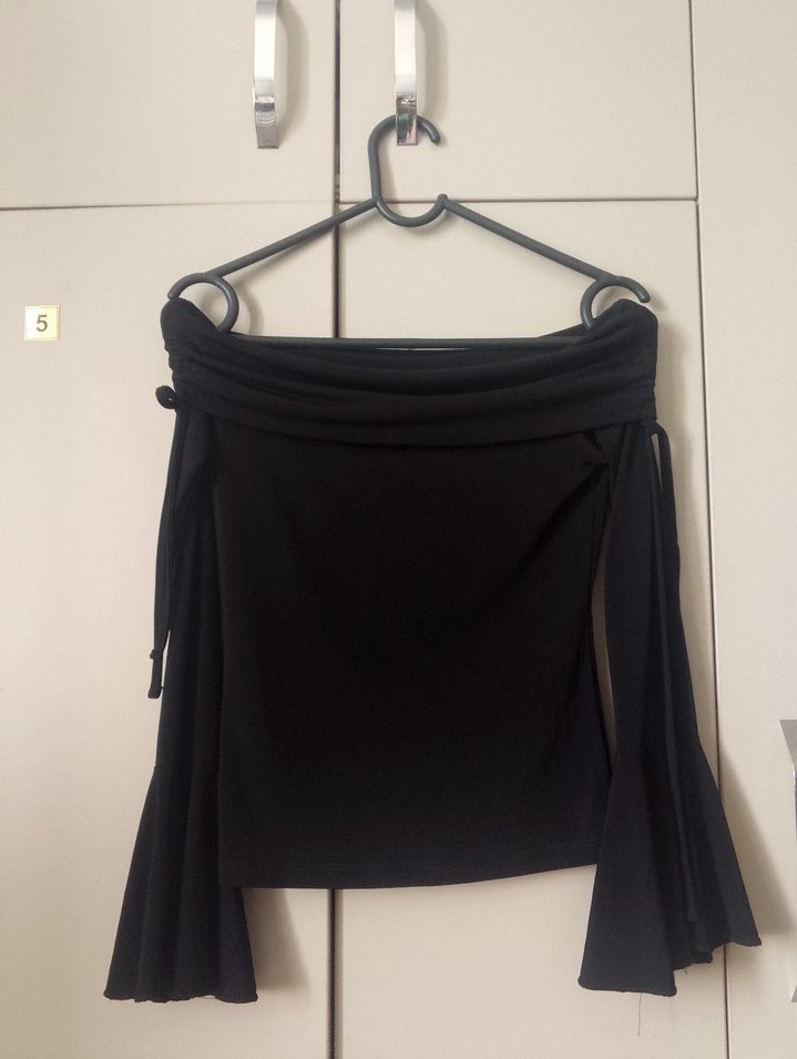 Siyah Kadife Uzun Kollu Goth Bluz - Görsel 2