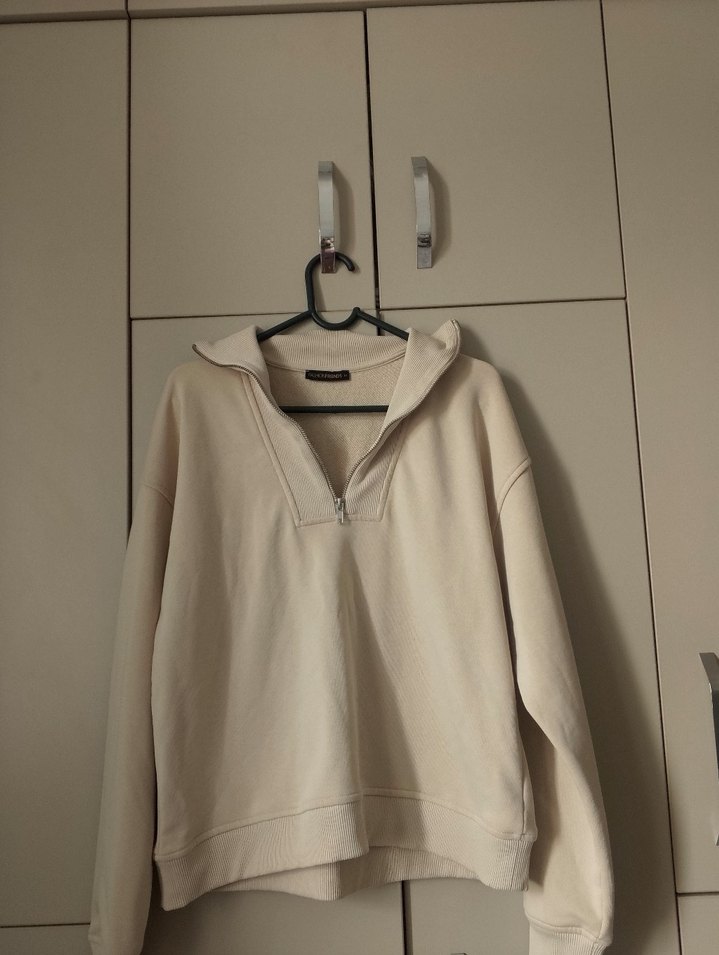 Bej Yüksek Yaka Kadın Sweatshirt - Görsel 2