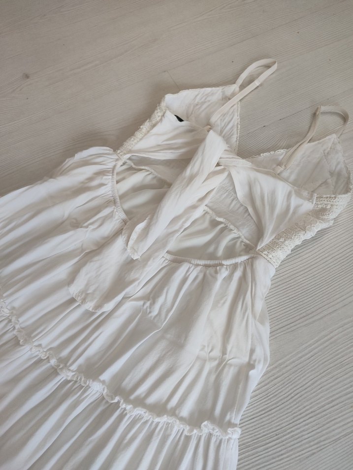 Askılı beyaz elbise - Görsel 2