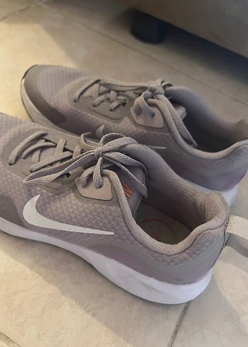 Gri Kadın Spor Ayakkabı - Görsel 2