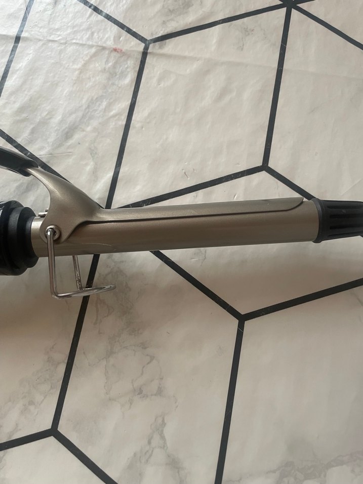 Arzum saç maşası yeni bir kez denedim dyson aldığım için satılık - Görsel 3