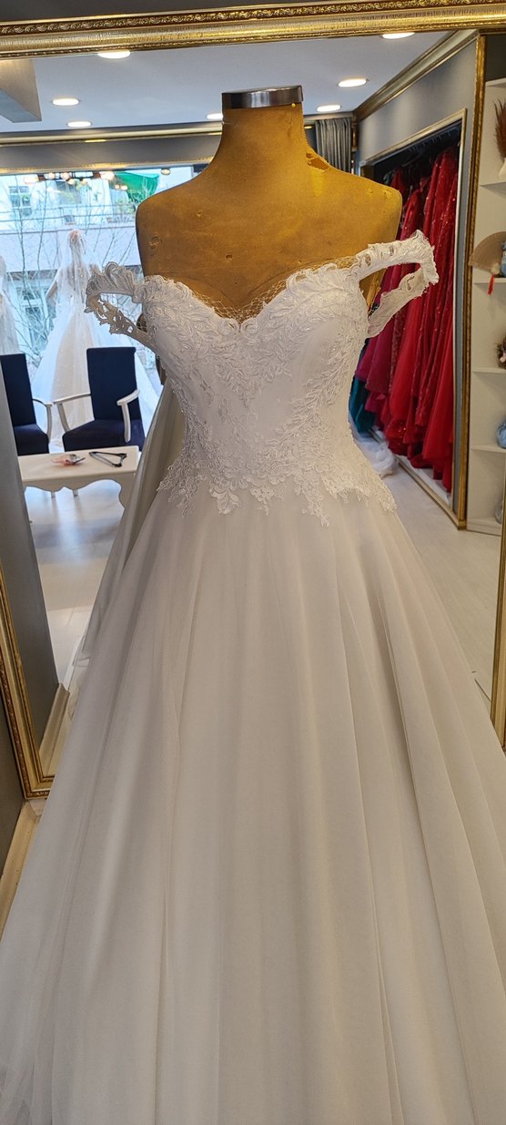 Straplez A Kesim Beyaz Gelinlik - Görsel 4