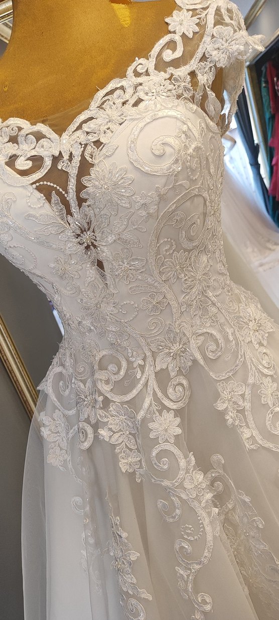 Dantel Detaylı Kayık Yakalı  inci Beyaz  Helenistik Gelinlik - Görsel 5