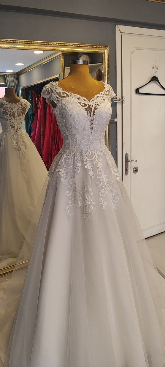 Dantel Detaylı Kayık Yakalı  inci Beyaz  Helenistik Gelinlik - Görsel 3