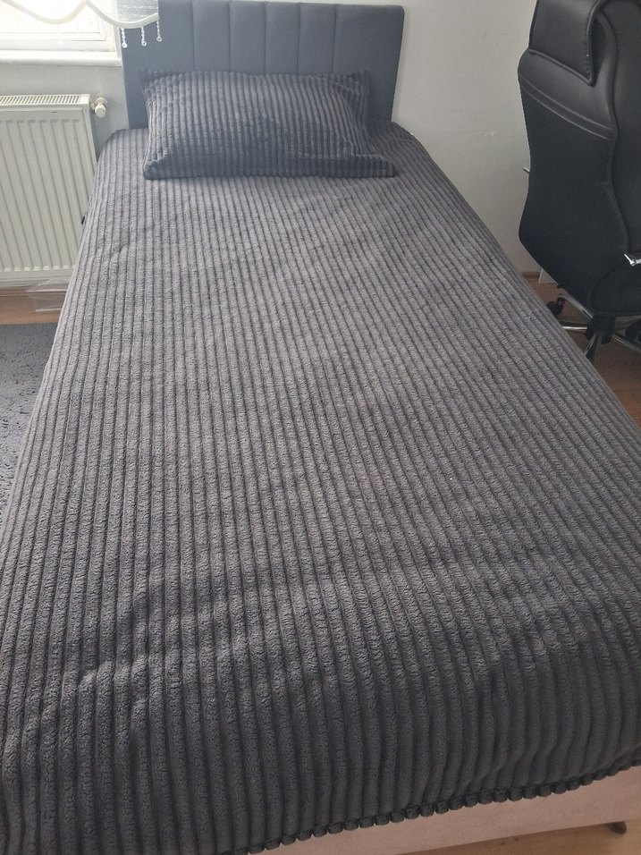 Gri Çizgili Yatak Örtüsü 2 adet - Görsel 2