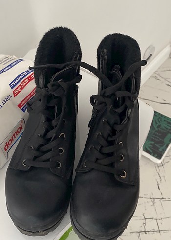 Siyah Erkek Sokak Stili Bot - Görsel 4