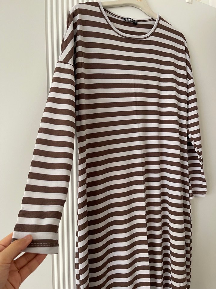 Uzun Kollu Kahverengi Çizgili Elbise - Görsel 2