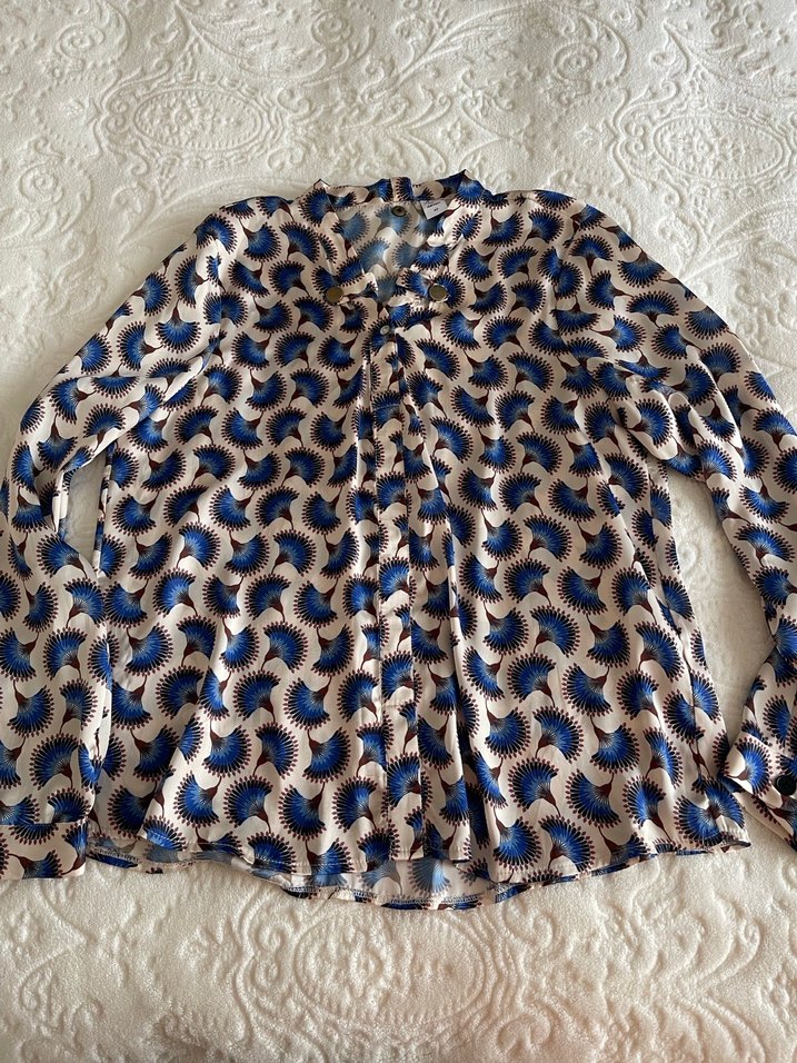 Mavi V Yaka Uzun Kollu Desenli Bluz - Görsel 2