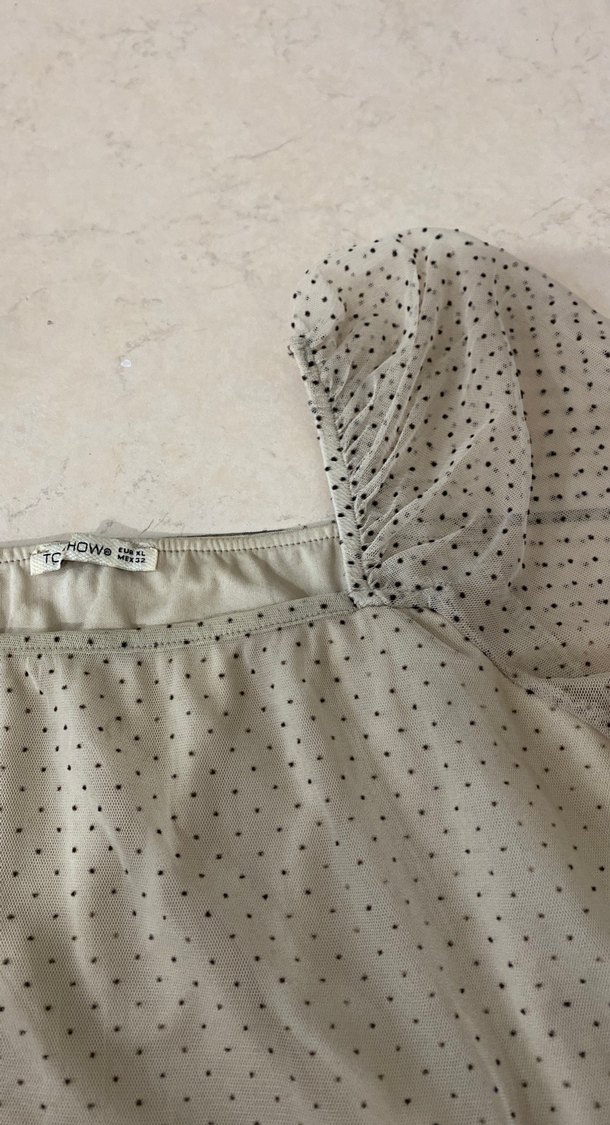 Uzun Kollu Bej Transparan astarlı Bluz - Görsel 2