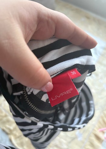 Gri Çizgili Mini  Etek - Görsel 3