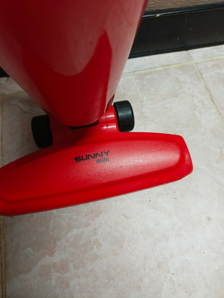 SUNNY Kırmızı Renkli Elektrikli Süpürge - Görsel 4