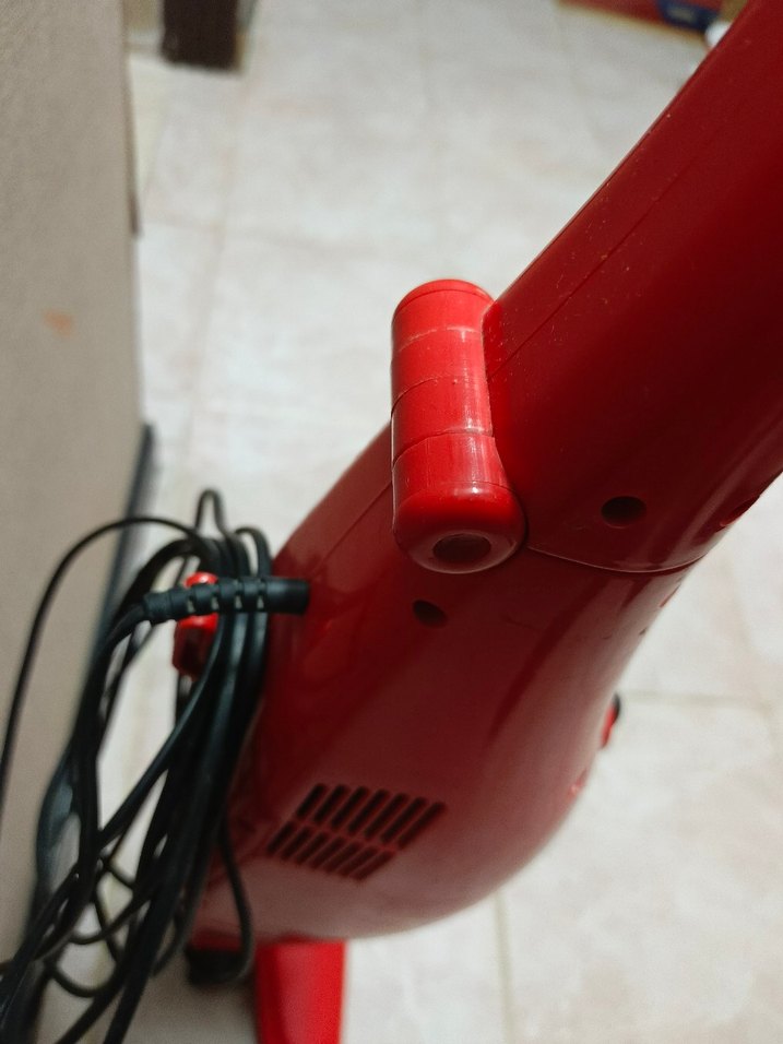 SUNNY Kırmızı Renkli Elektrikli Süpürge - Görsel 3