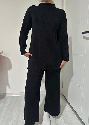 Siyah Kadın Triko Takım - Görsel 3