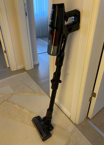 Siyah Kablosuz Elektrikli Süpürge - Görsel 2
