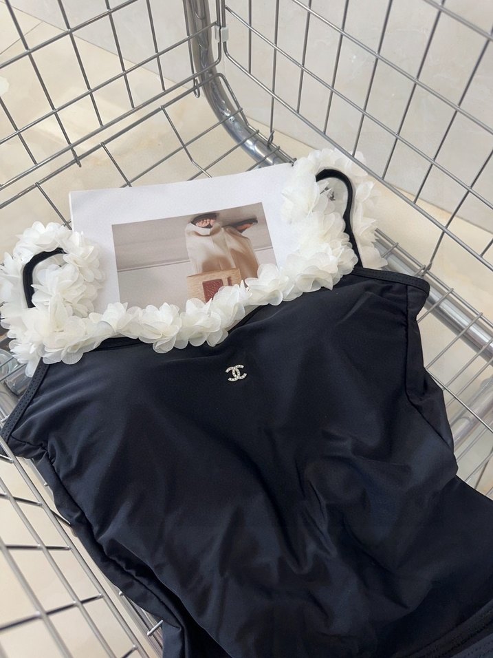 CCÇiçek Detaylı Midi Siyah Kadın Mayo - Görsel 3