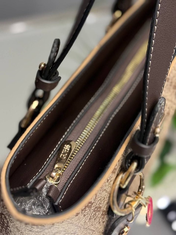 Klasik Desenli Deri Kadın Çanta - Görsel 2