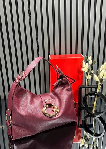 Klasik Kemer Tokalı Siyah Deri Kadın Çantası - Görsel 9