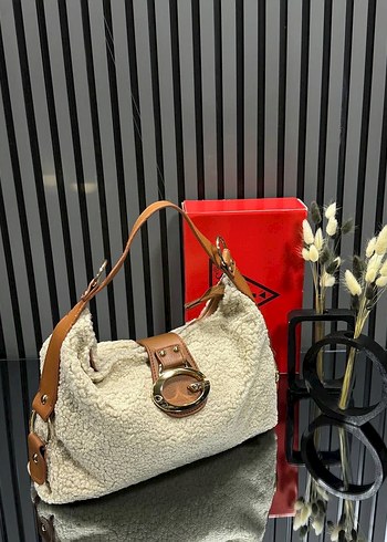 Klasik Kemer Tokalı Siyah Deri Kadın Çantası - Görsel 16