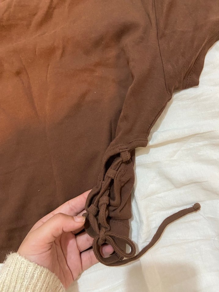Kahverengi Baskılı Kısa Kollu Süet Tişört - Görsel 3