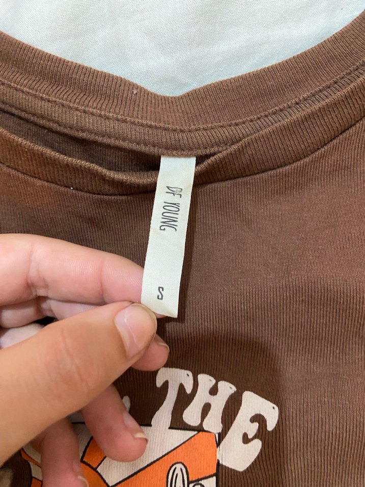 Kahverengi Baskılı Kısa Kollu Süet Tişört - Görsel 2