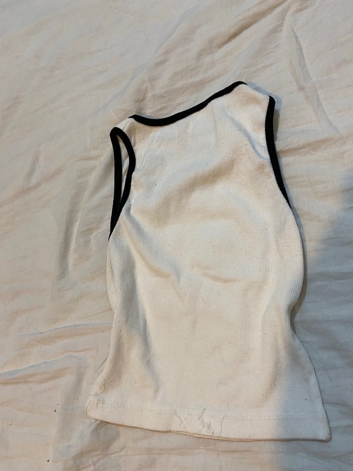 Siyah Kenarlı Beyaz Askısız Kadın Atlet - Görsel 2