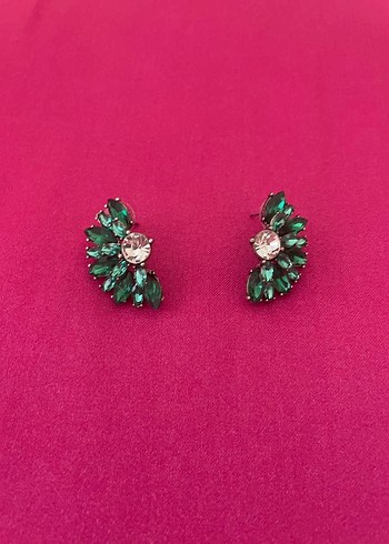 Pembe Puf Detaylı Kadın Küpe - Görsel 4