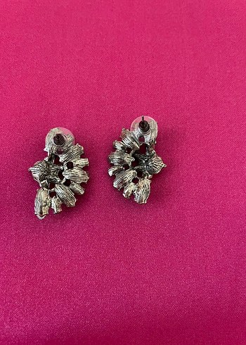 Pembe Puf Detaylı Kadın Küpe - Görsel 2