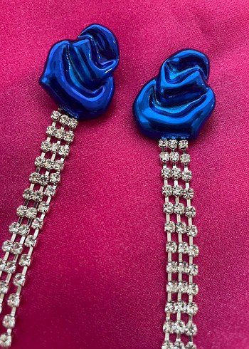 Parlak Mavi Zincir Detaylı Midi Küpe - Görsel 5