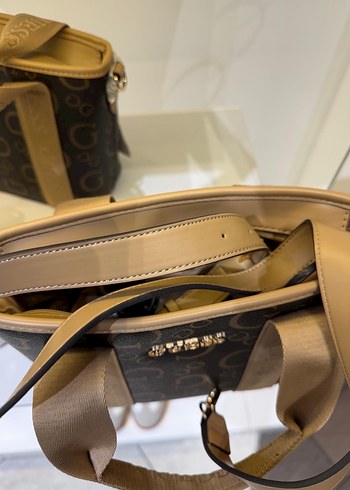 Kahverengi Guess Kadın Günlük Omuz Çantası - Görsel 4