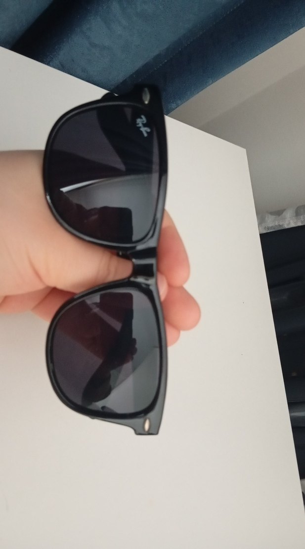 Siyah Minimalist Kadın Güneş Gözlüğü - Görsel 4