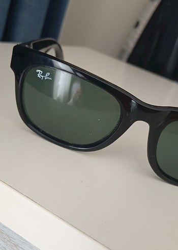 Siyah Ray-Ban Kadın Gözlüğü - Görsel 2