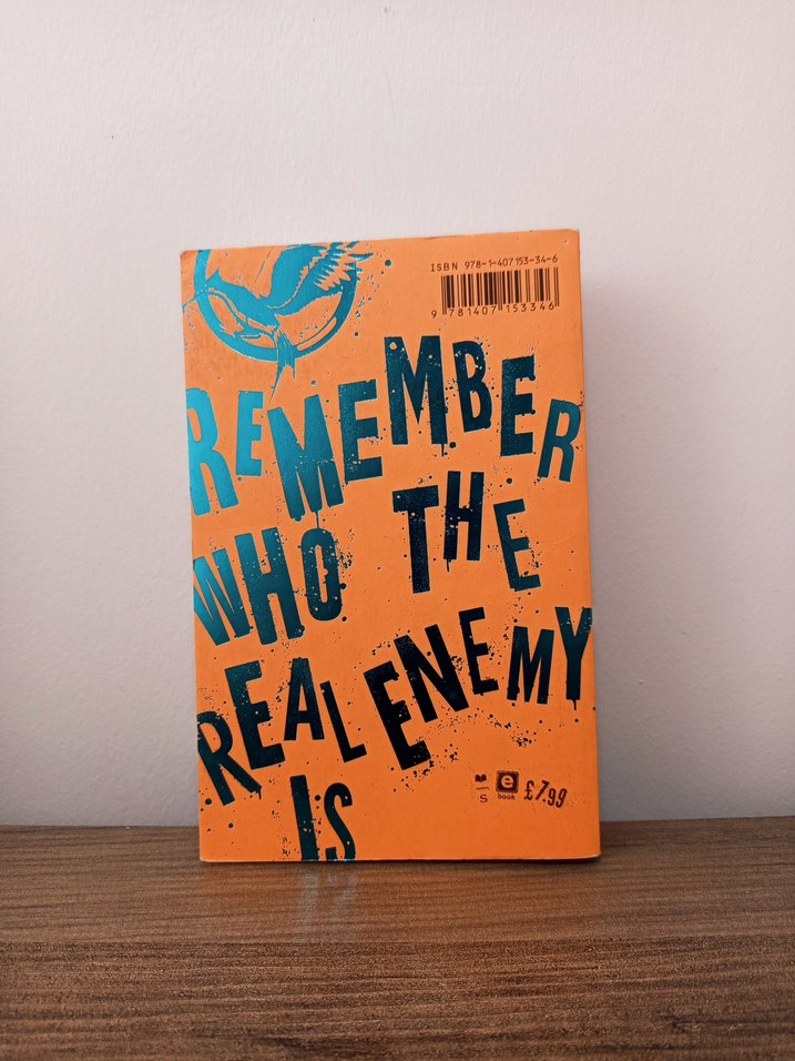 Açlık Oyunları İngiltere'ye Özel Baskı İngilizce - Görsel 2